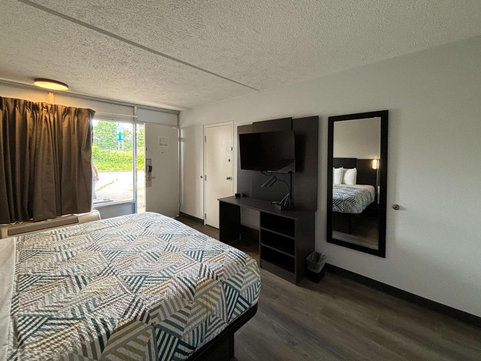 Motel 6 Richmond, Ky Eku Campus Area Eksteriør bilde