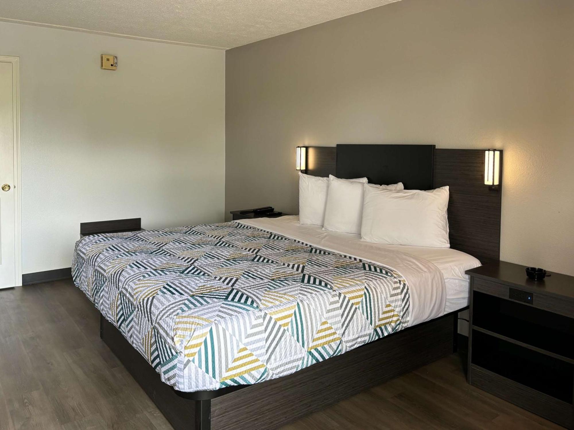 Motel 6 Richmond, Ky Eku Campus Area Eksteriør bilde