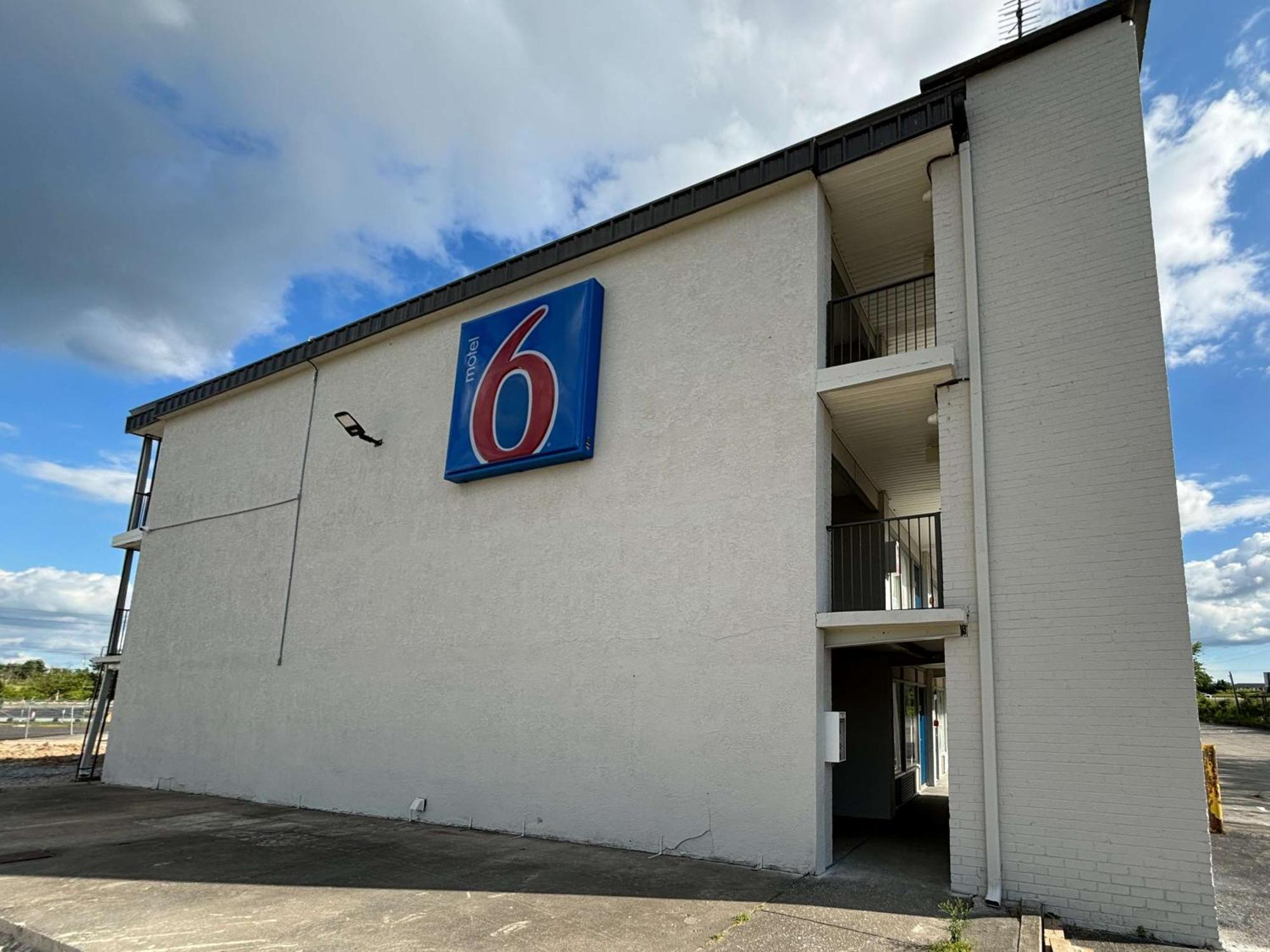 Motel 6 Richmond, Ky Eku Campus Area Eksteriør bilde